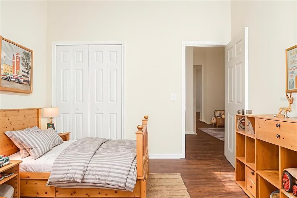 For Sale: $314,900 (4 beds, 2 baths, 1802 Square Feet)