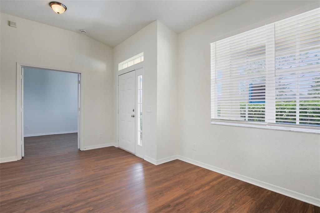 For Sale: $314,900 (4 beds, 2 baths, 1802 Square Feet)