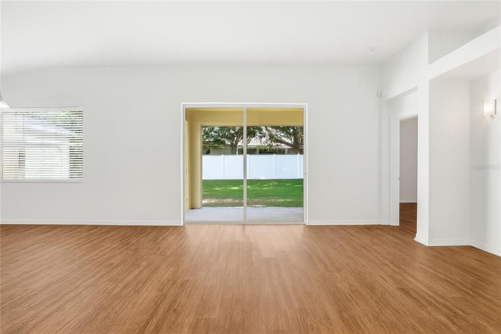 For Sale: $314,900 (4 beds, 2 baths, 1802 Square Feet)