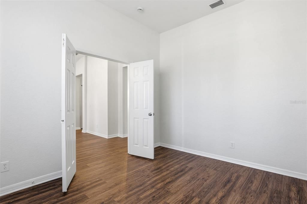 For Sale: $314,900 (4 beds, 2 baths, 1802 Square Feet)