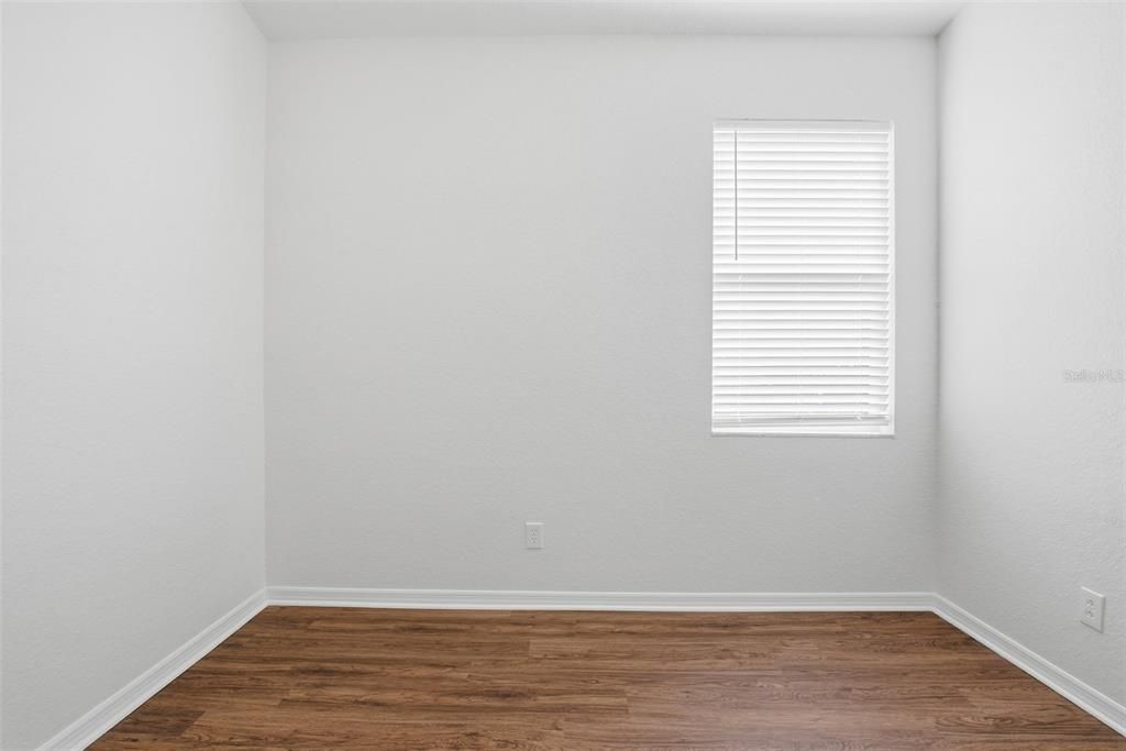 For Sale: $314,900 (4 beds, 2 baths, 1802 Square Feet)