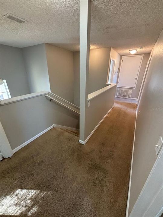 For Rent: $2,000 (4 beds, 2 baths, 2113 Square Feet)