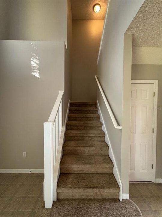 For Rent: $2,000 (4 beds, 2 baths, 2113 Square Feet)