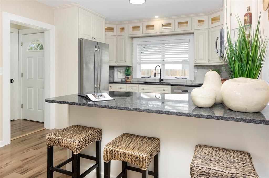 For Rent: $2,775 (3 beds, 2 baths, 1245 Square Feet)