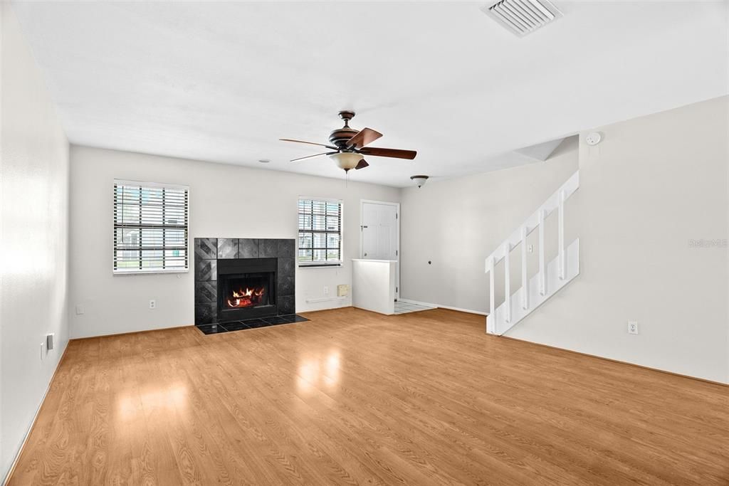 For Rent: $1,945 (3 beds, 2 baths, 1314 Square Feet)