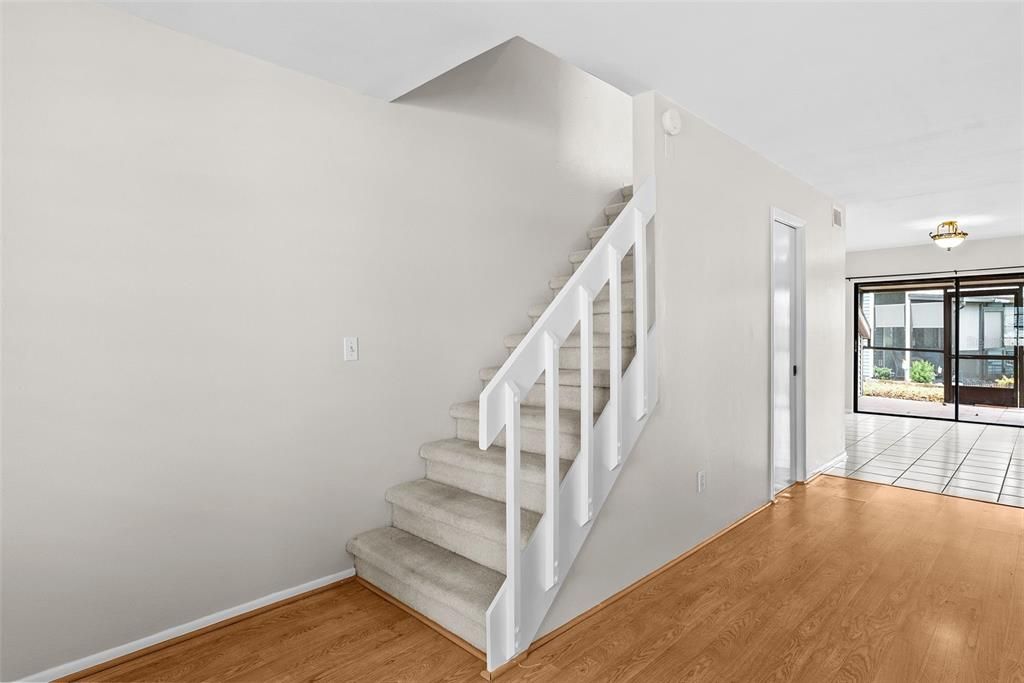 For Rent: $1,945 (3 beds, 2 baths, 1314 Square Feet)