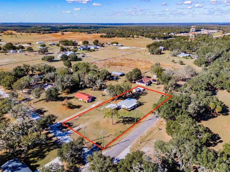 For Sale: $365,000 (4 beds, 2 baths, 2002 Square Feet)