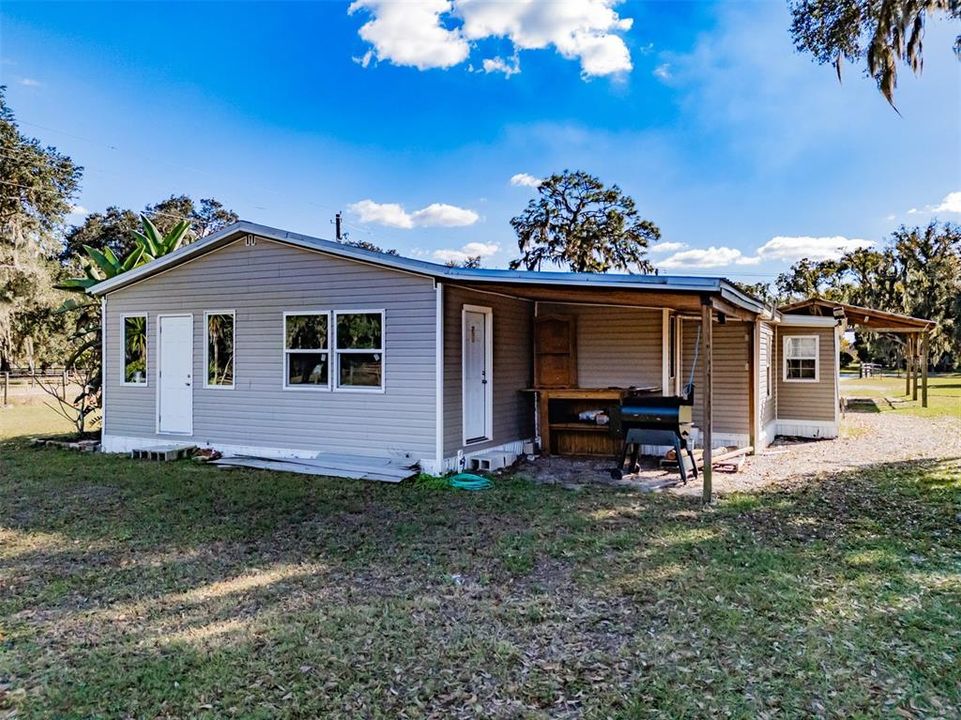 For Sale: $365,000 (4 beds, 2 baths, 2002 Square Feet)