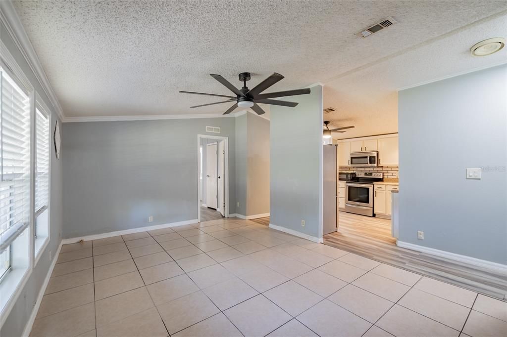 For Sale: $365,000 (4 beds, 2 baths, 2002 Square Feet)