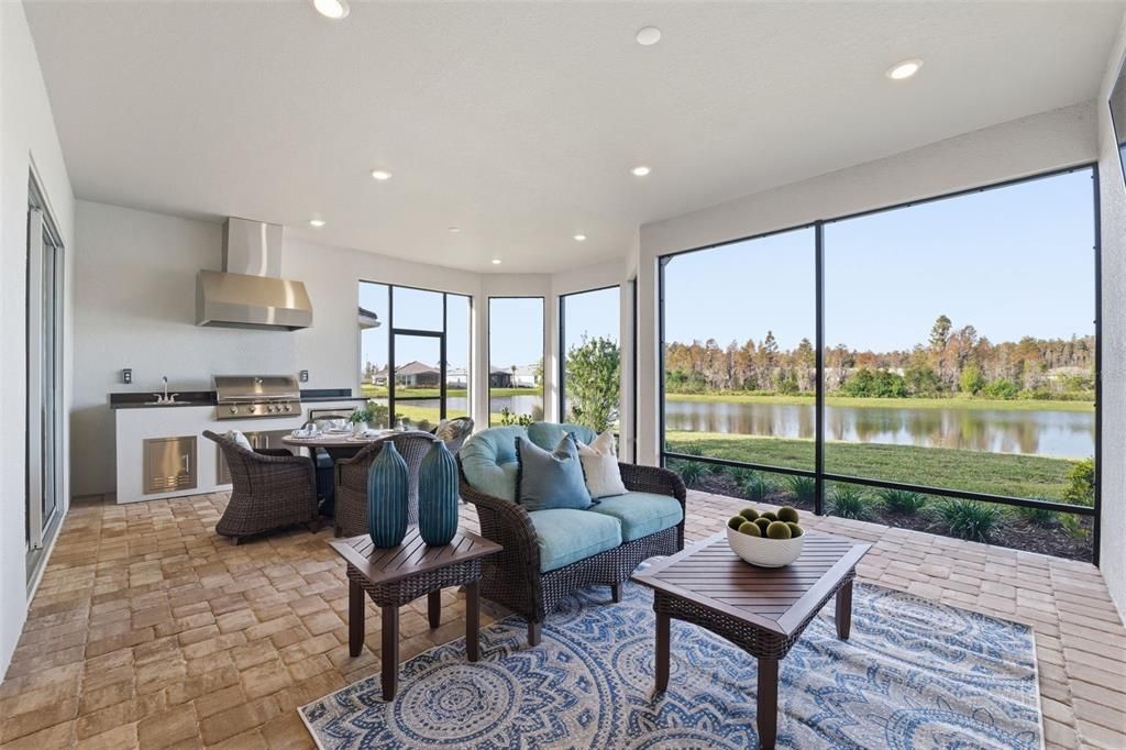 En Venta: $850,000 (3 camas, 3 baños, 2438 Pies cuadrados)