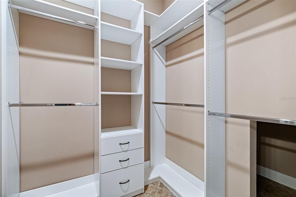 En Renta: $2,800 (3 camas, 3 baños, 2101 Pies cuadrados)