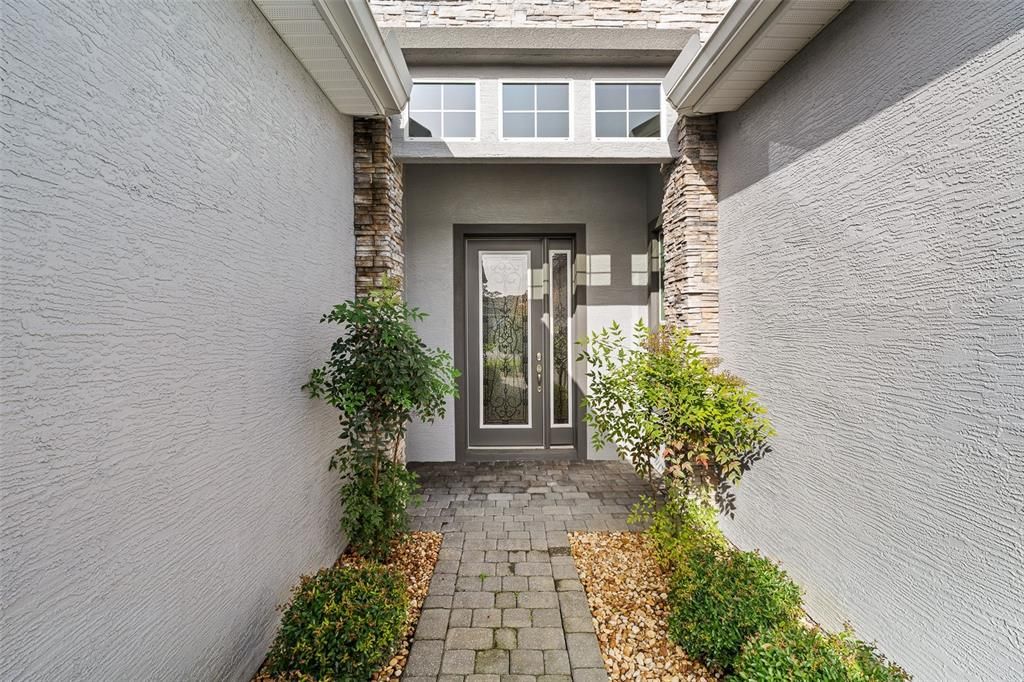 En Renta: $2,800 (3 camas, 3 baños, 2101 Pies cuadrados)