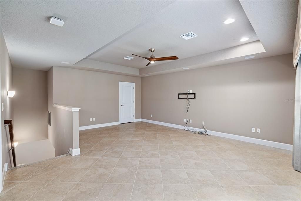 En Renta: $2,800 (3 camas, 3 baños, 2101 Pies cuadrados)