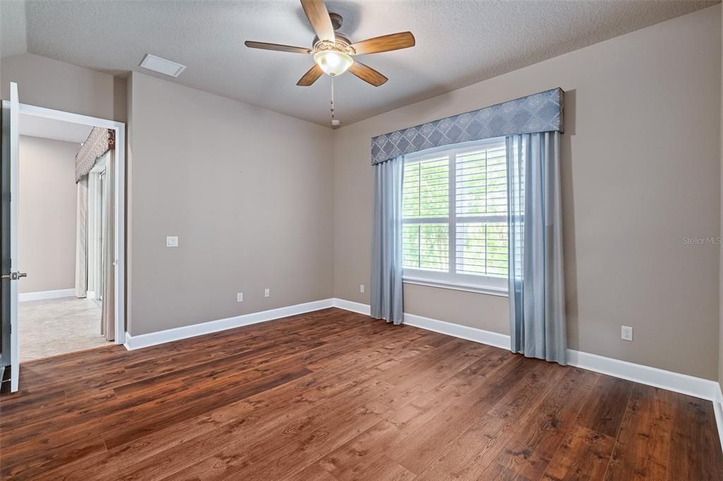 En Renta: $2,800 (3 camas, 3 baños, 2101 Pies cuadrados)