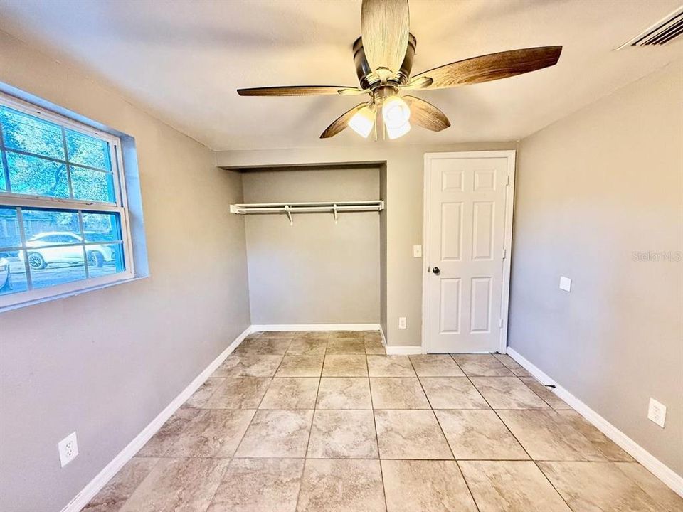 出租: $1,800 (2 贝兹, 1 浴室, 1752 平方英尺)