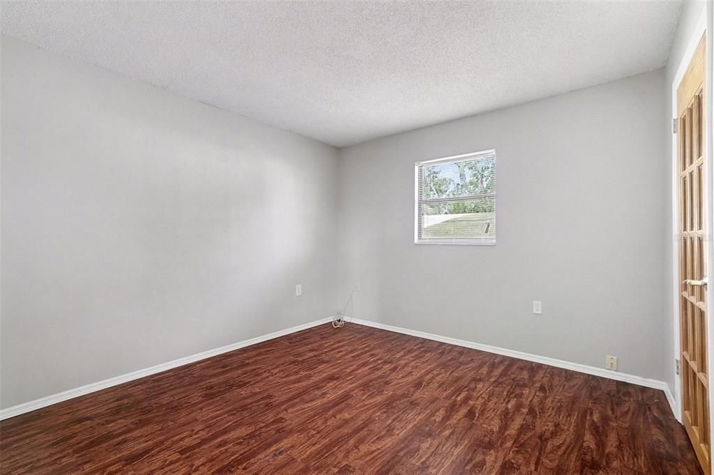 For Rent: $2,100 (4 beds, 2 baths, 1314 Square Feet)