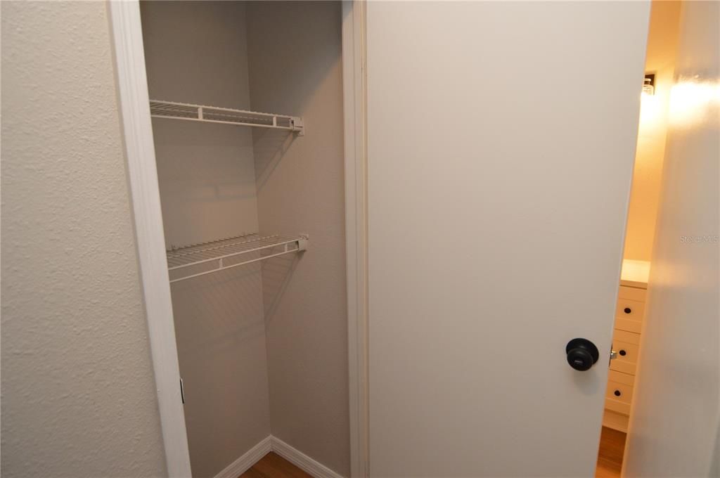 For Rent: $1,400 (1 beds, 1 baths, 615 Square Feet)