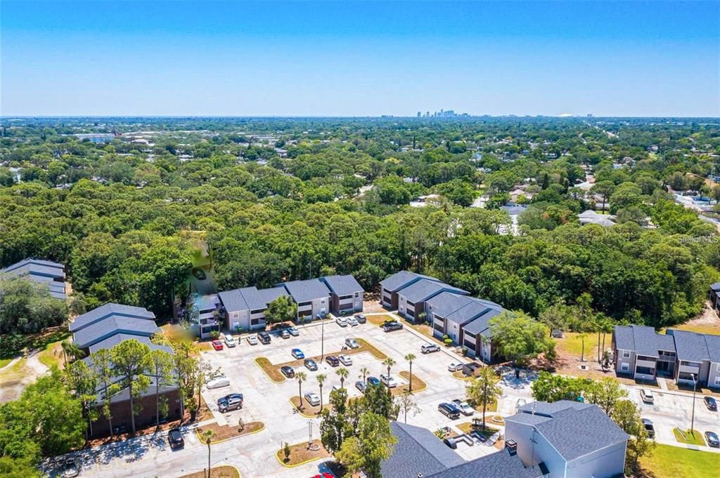 For Rent: $1,400 (1 beds, 1 baths, 615 Square Feet)