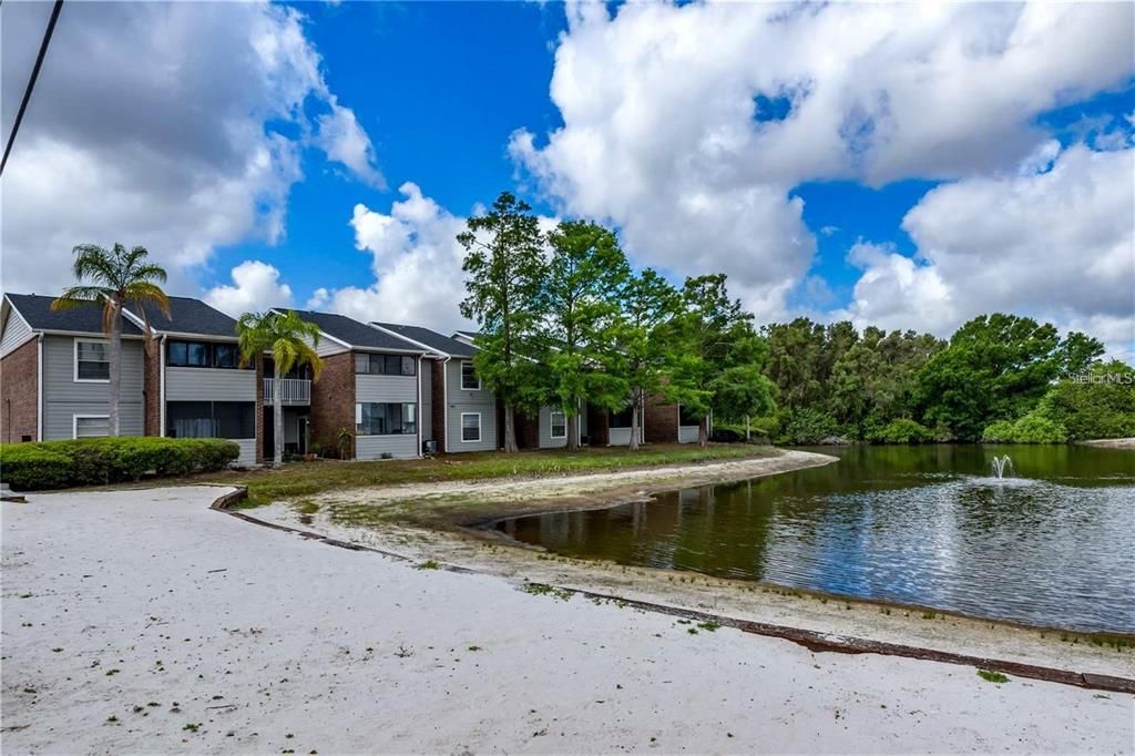 For Rent: $1,400 (1 beds, 1 baths, 615 Square Feet)