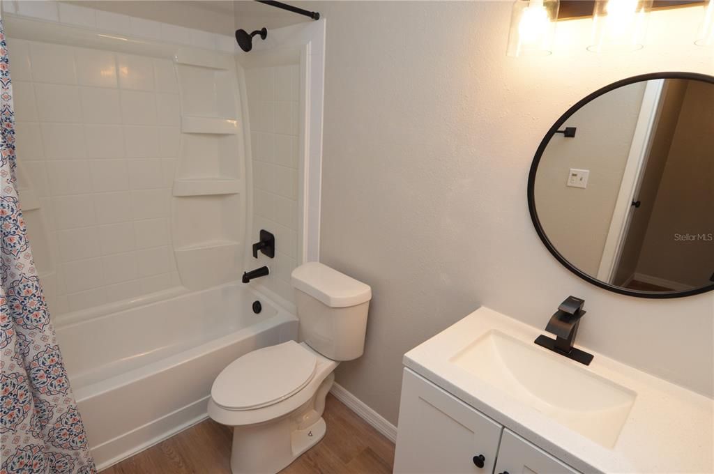 For Rent: $1,400 (1 beds, 1 baths, 615 Square Feet)