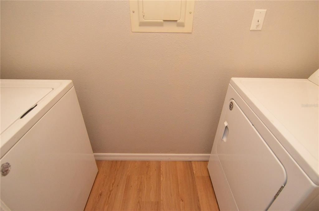 For Rent: $1,400 (1 beds, 1 baths, 615 Square Feet)