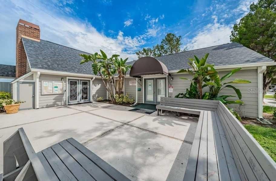 For Rent: $1,400 (1 beds, 1 baths, 615 Square Feet)