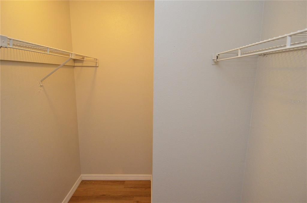 For Rent: $1,400 (1 beds, 1 baths, 615 Square Feet)