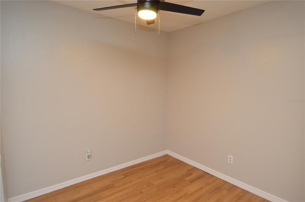 For Rent: $1,400 (1 beds, 1 baths, 615 Square Feet)