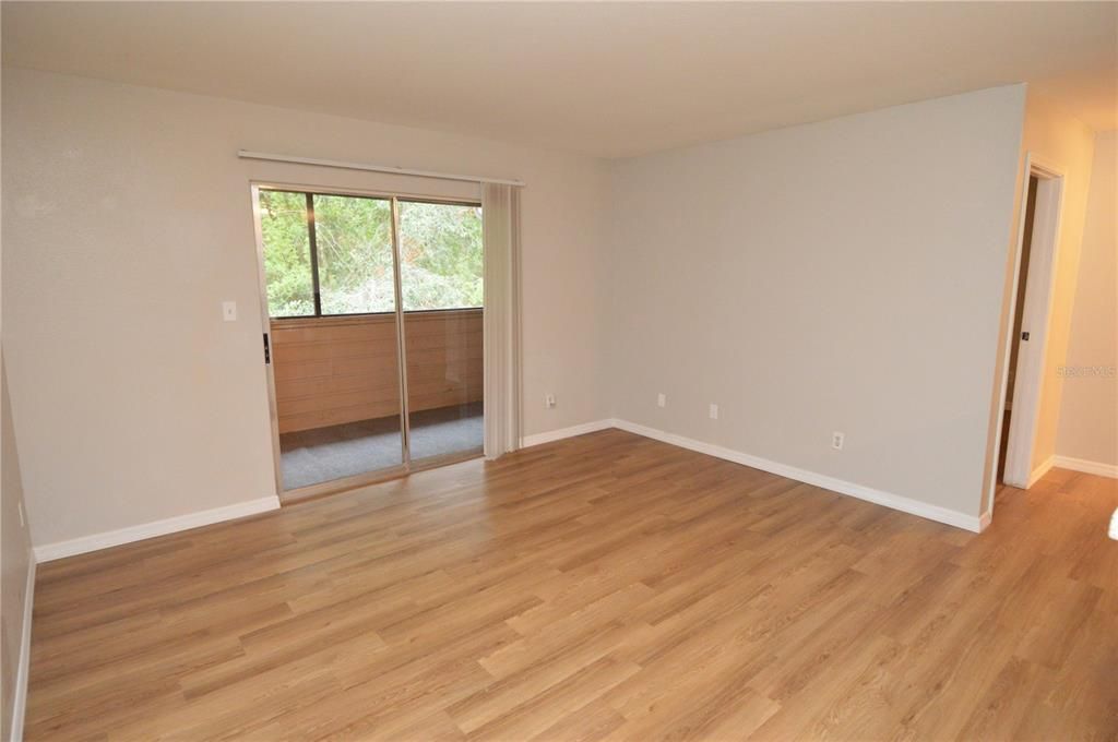 For Rent: $1,400 (1 beds, 1 baths, 615 Square Feet)