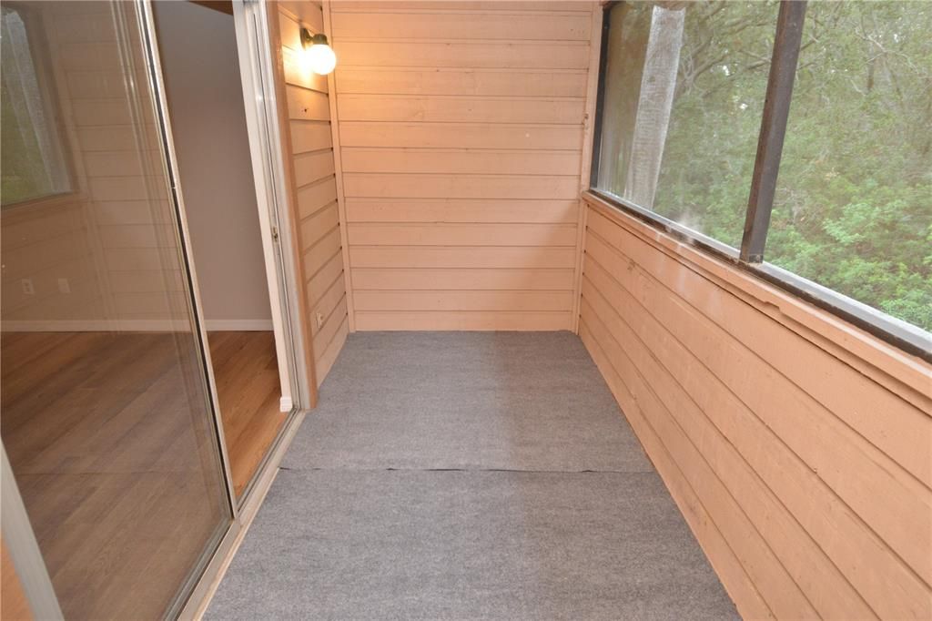 For Rent: $1,400 (1 beds, 1 baths, 615 Square Feet)