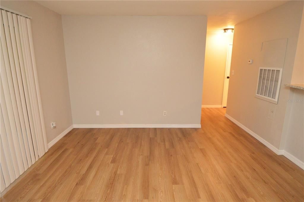 For Rent: $1,400 (1 beds, 1 baths, 615 Square Feet)