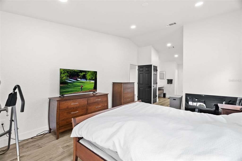 В аренду: $4,995 (3 спален, 2 ванн, 1863 Квадратных фут)