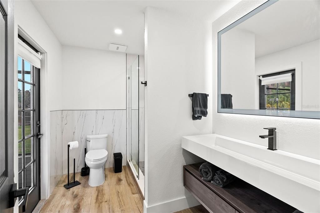 В аренду: $4,995 (3 спален, 2 ванн, 1863 Квадратных фут)