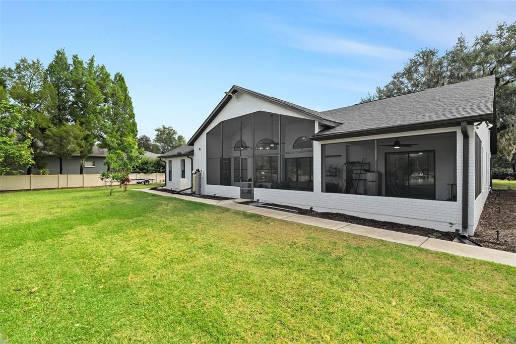 В аренду: $4,995 (3 спален, 2 ванн, 1863 Квадратных фут)