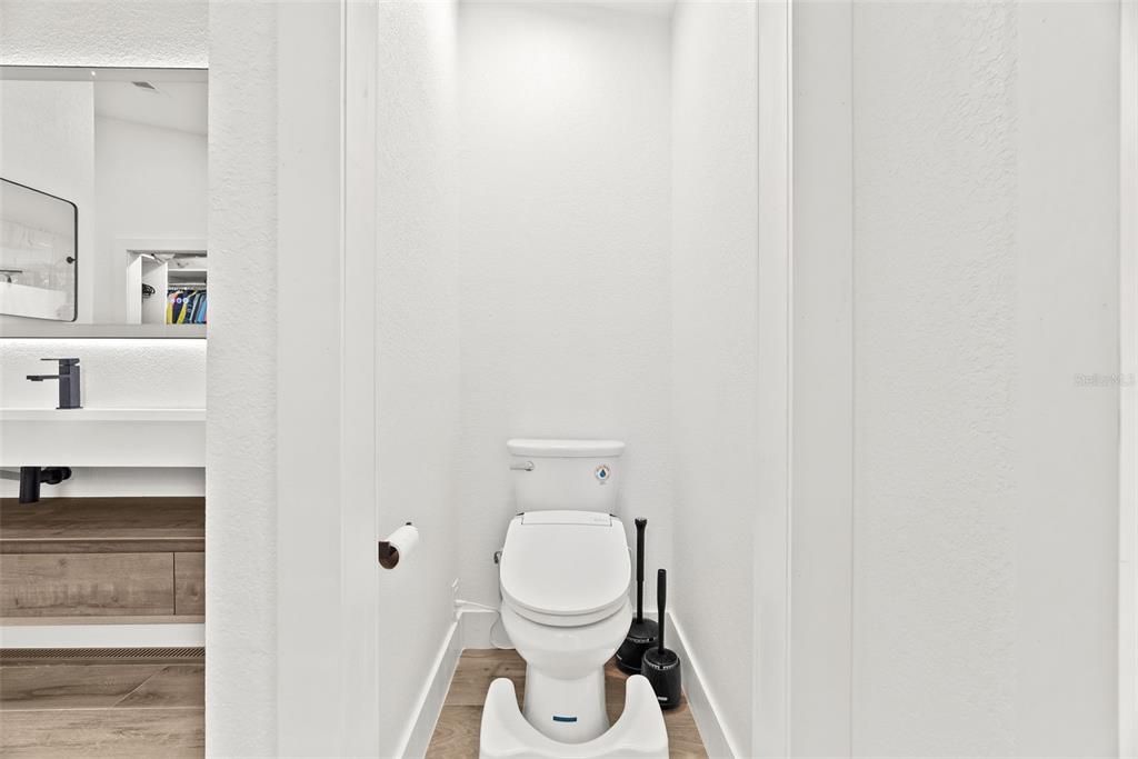 В аренду: $4,995 (3 спален, 2 ванн, 1863 Квадратных фут)