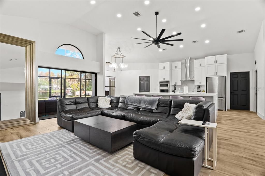 В аренду: $4,995 (3 спален, 2 ванн, 1863 Квадратных фут)