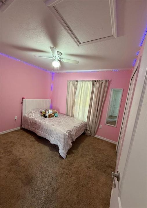 En Venta: $400,000 (3 camas, 2 baños, 1184 Pies cuadrados)