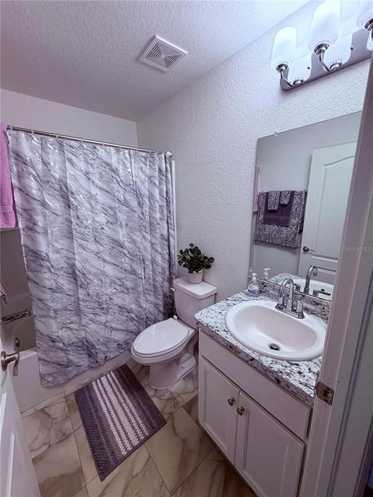 En Venta: $400,000 (3 camas, 2 baños, 1184 Pies cuadrados)