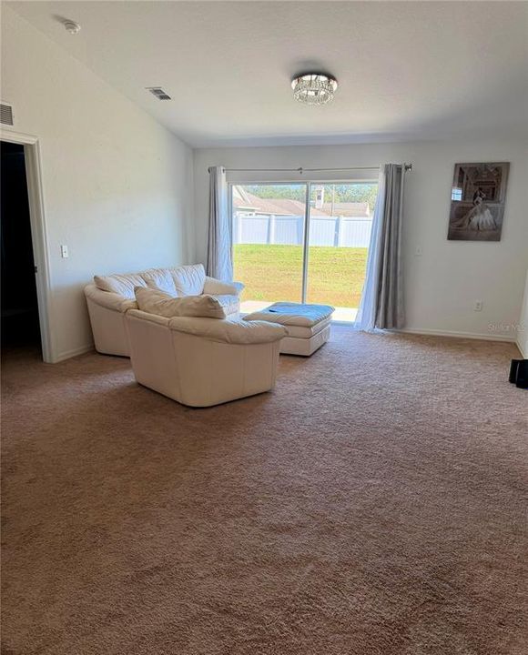 En Venta: $400,000 (3 camas, 2 baños, 1184 Pies cuadrados)