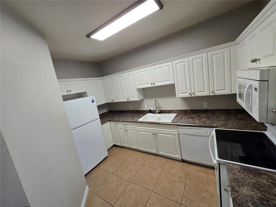 For Rent: $1,650 (2 beds, 2 baths, 1537 Square Feet)