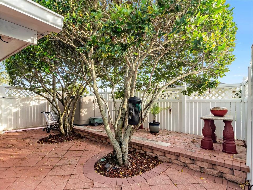 For Sale: $384,900 (3 beds, 2 baths, 2012 Square Feet)