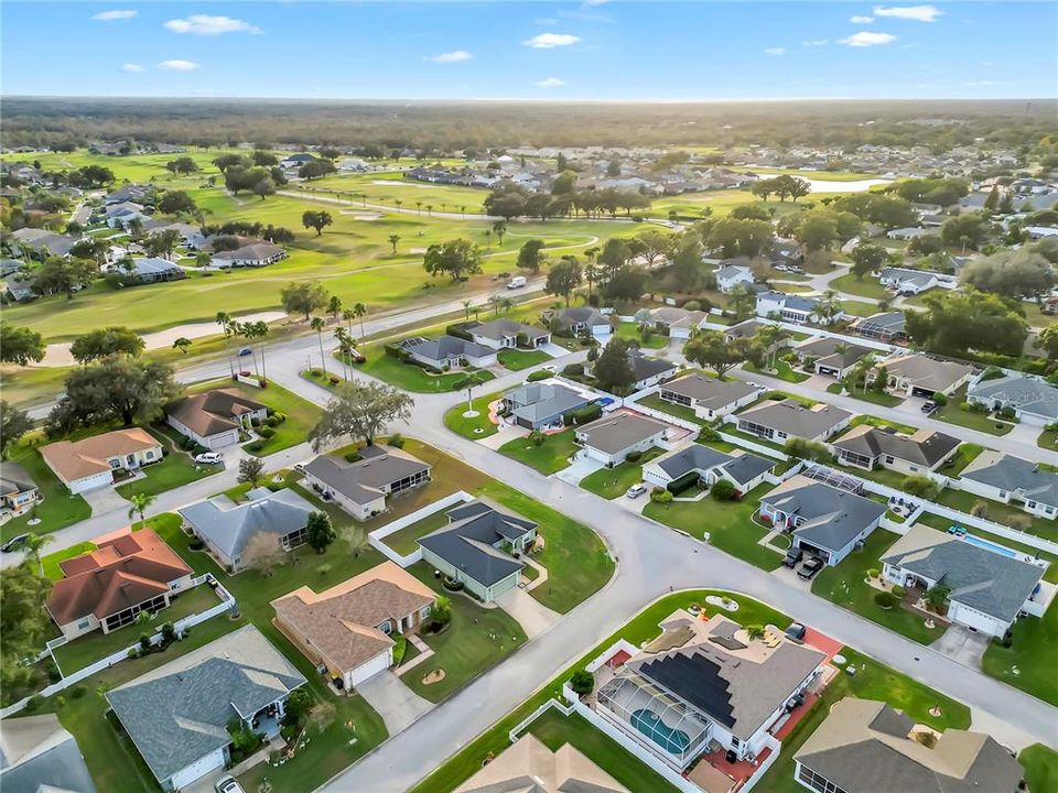 For Sale: $384,900 (3 beds, 2 baths, 2012 Square Feet)