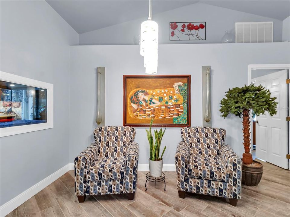 For Sale: $384,900 (3 beds, 2 baths, 2012 Square Feet)