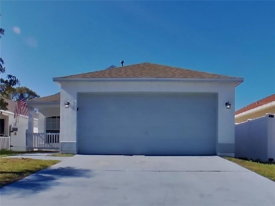 For Rent: $2,049 (3 beds, 2 baths, 1148 Square Feet)