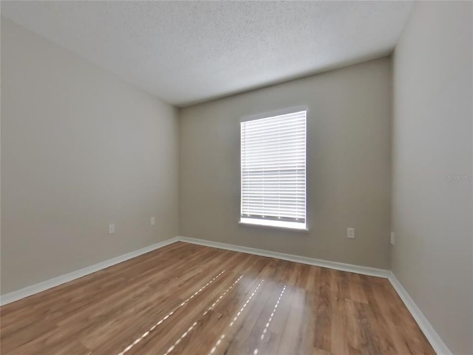 For Rent: $2,049 (3 beds, 2 baths, 1148 Square Feet)