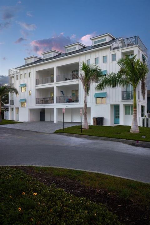 En Venta: $2,295,000 (4 camas, 3 baños, 2393 Pies cuadrados)