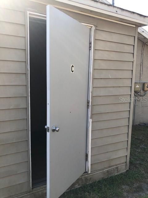 For Rent: $1,850 (2 beds, 1 baths, 874 Square Feet)