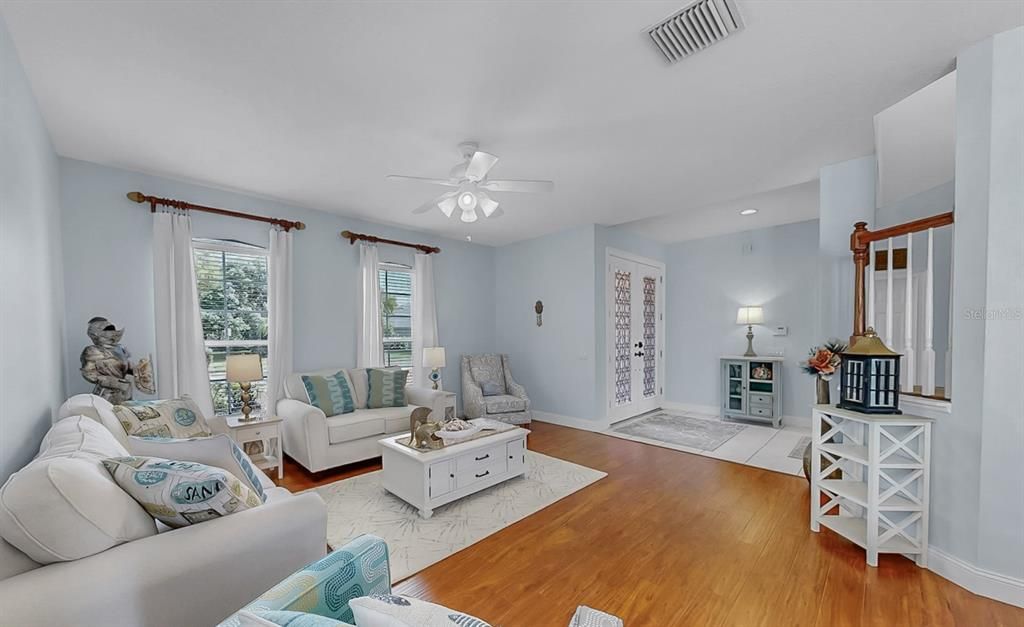 For Rent: $4,500 (5 beds, 3 baths, 3543 Square Feet)