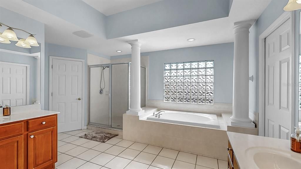 For Rent: $4,500 (5 beds, 3 baths, 3543 Square Feet)