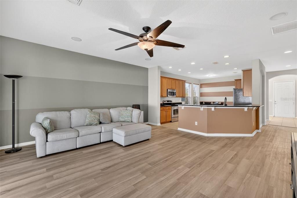 На продажу: $470,000 (4 спален, 2 ванн, 2849 Квадратных фут)